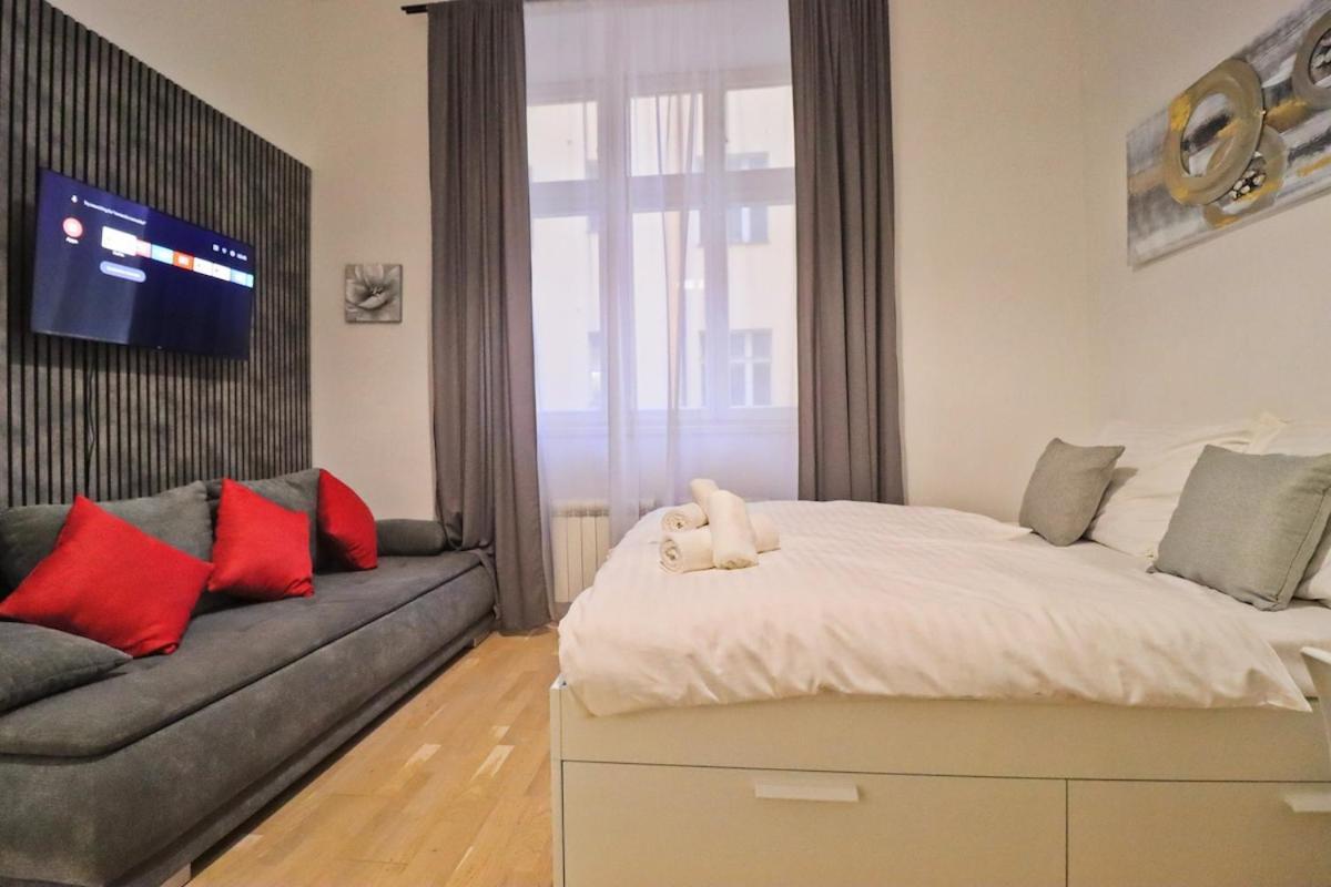 Modern In The Heart Of *